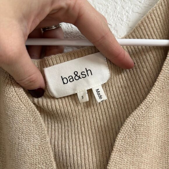 Women's Cream Sweater with Puff Sleeves - Picture 4 of 6